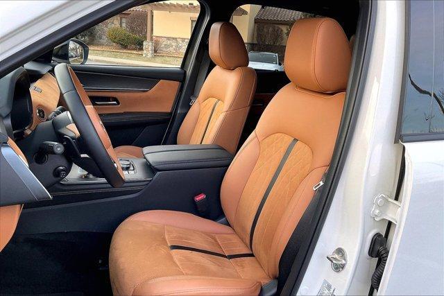 used 2025 Mazda CX-70 car, priced at $46,000