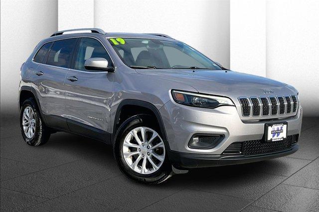 used 2019 Jeep Cherokee car, priced at $15,000