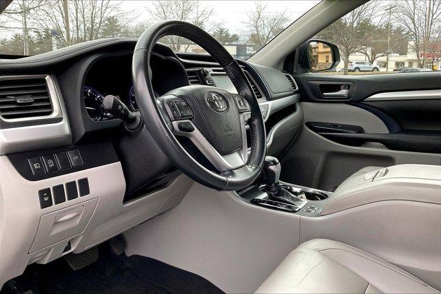 used 2018 Toyota Highlander car, priced at $23,295