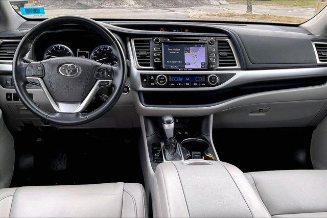 used 2018 Toyota Highlander car, priced at $23,295