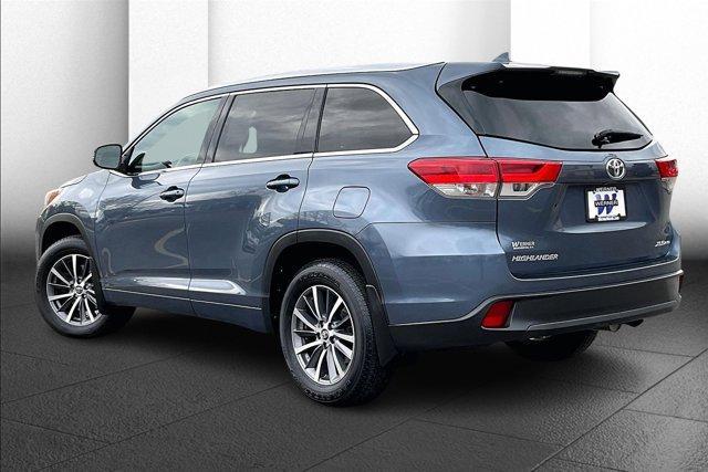 used 2018 Toyota Highlander car, priced at $23,295