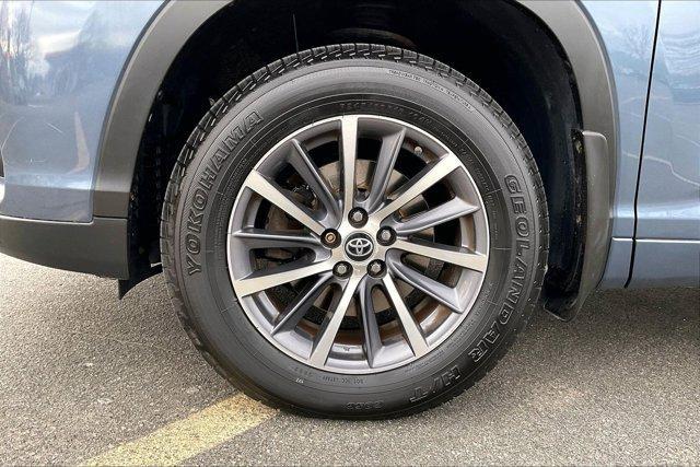 used 2018 Toyota Highlander car, priced at $23,295