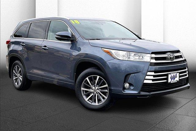 used 2018 Toyota Highlander car, priced at $23,295