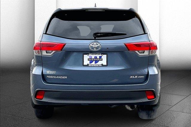 used 2018 Toyota Highlander car, priced at $23,295