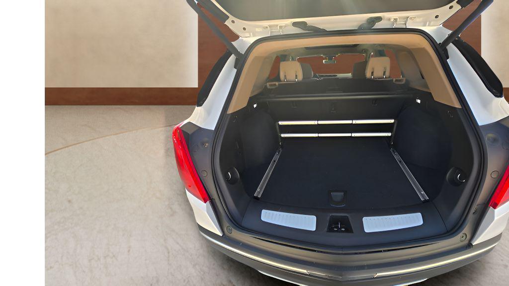used 2017 Cadillac XT5 car, priced at $21,626