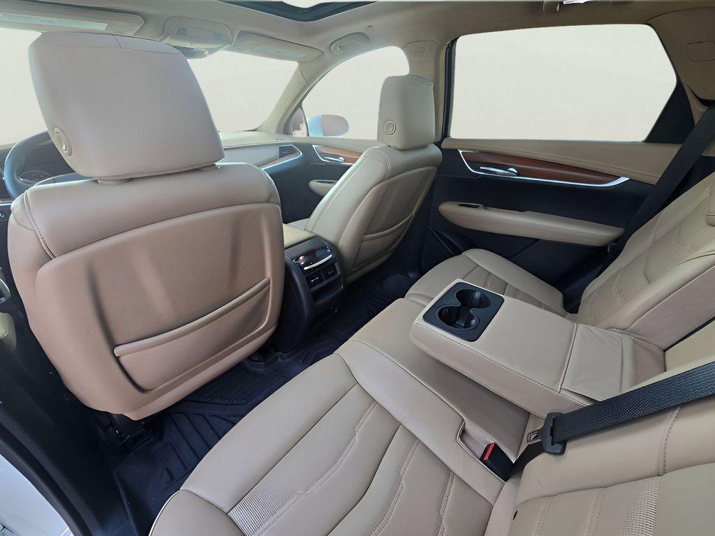 used 2017 Cadillac XT5 car, priced at $21,626
