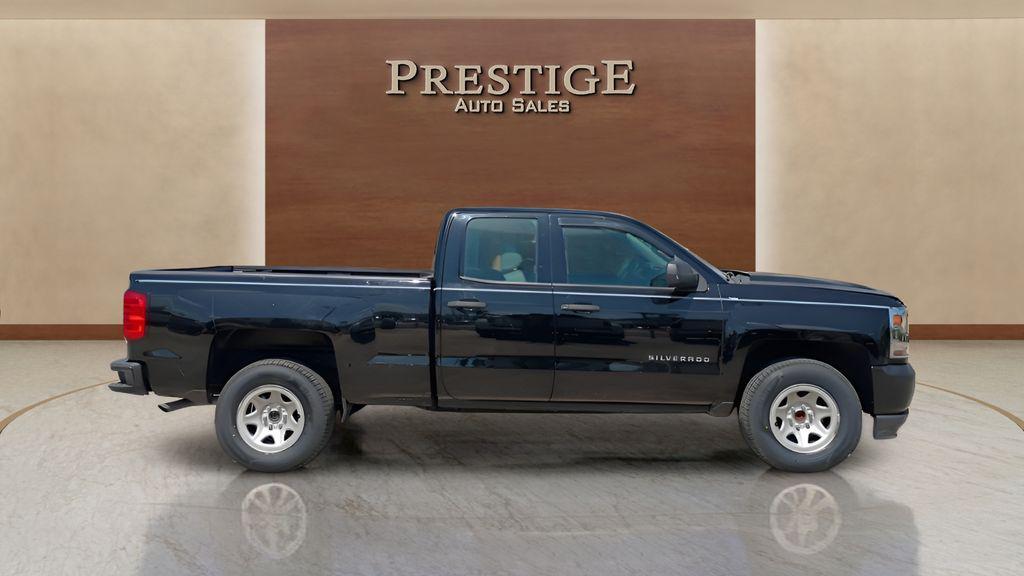 used 2017 Chevrolet Silverado 1500 car, priced at $18,300