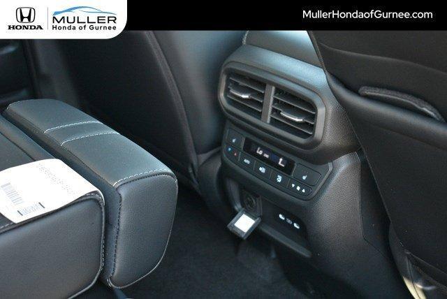 new 2025 Honda Pilot car, priced at $54,575