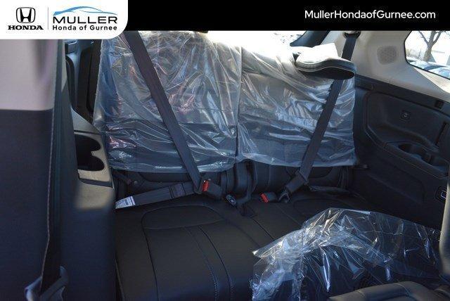 new 2025 Honda Pilot car, priced at $54,575