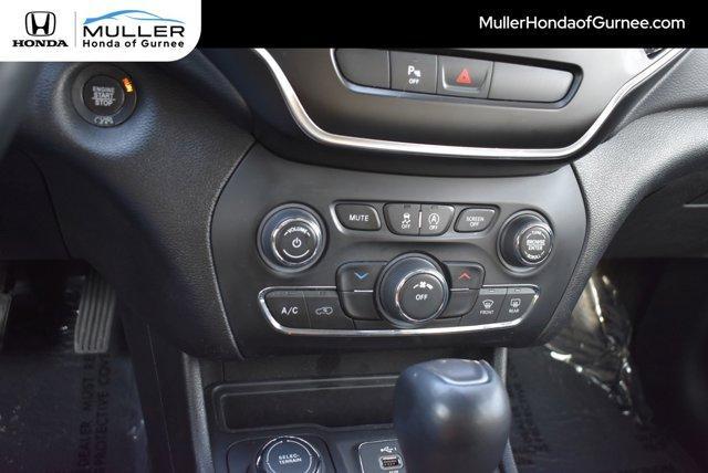 used 2020 Jeep Cherokee car, priced at $13,995