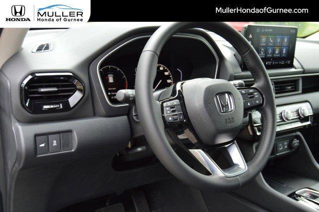 new 2025 Honda Pilot car, priced at $45,247