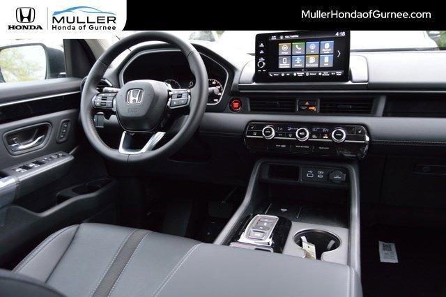 new 2025 Honda Pilot car, priced at $45,247