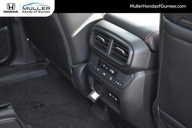 new 2025 Honda Pilot car, priced at $48,264