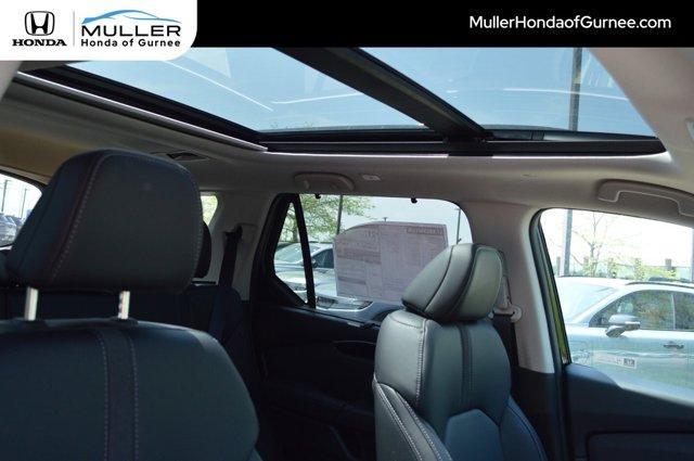 new 2025 Honda Pilot car, priced at $52,280