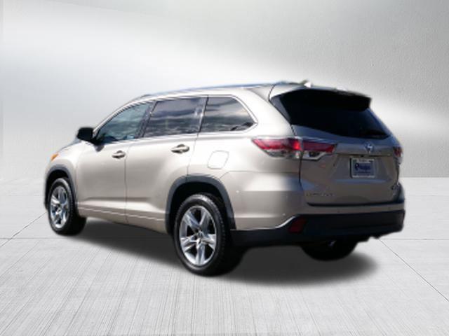 used 2016 Toyota Highlander car, priced at $18,900