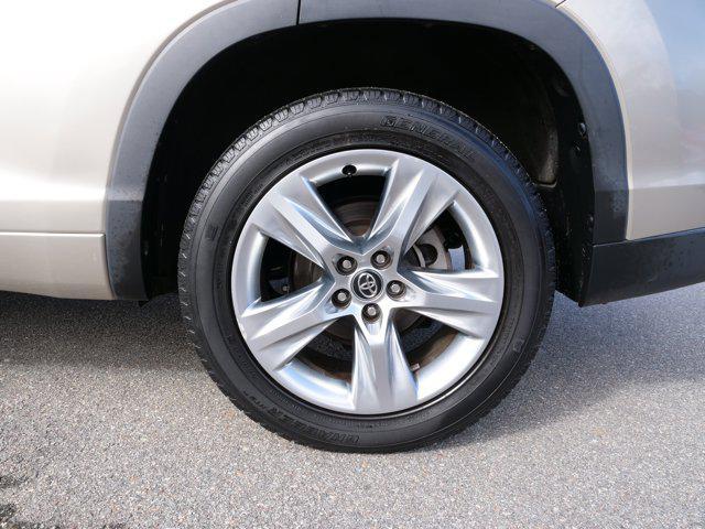 used 2016 Toyota Highlander car, priced at $18,900