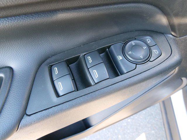 used 2023 Chevrolet Equinox car, priced at $18,900