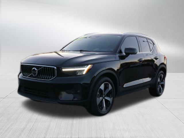 used 2023 Volvo XC40 car, priced at $22,900