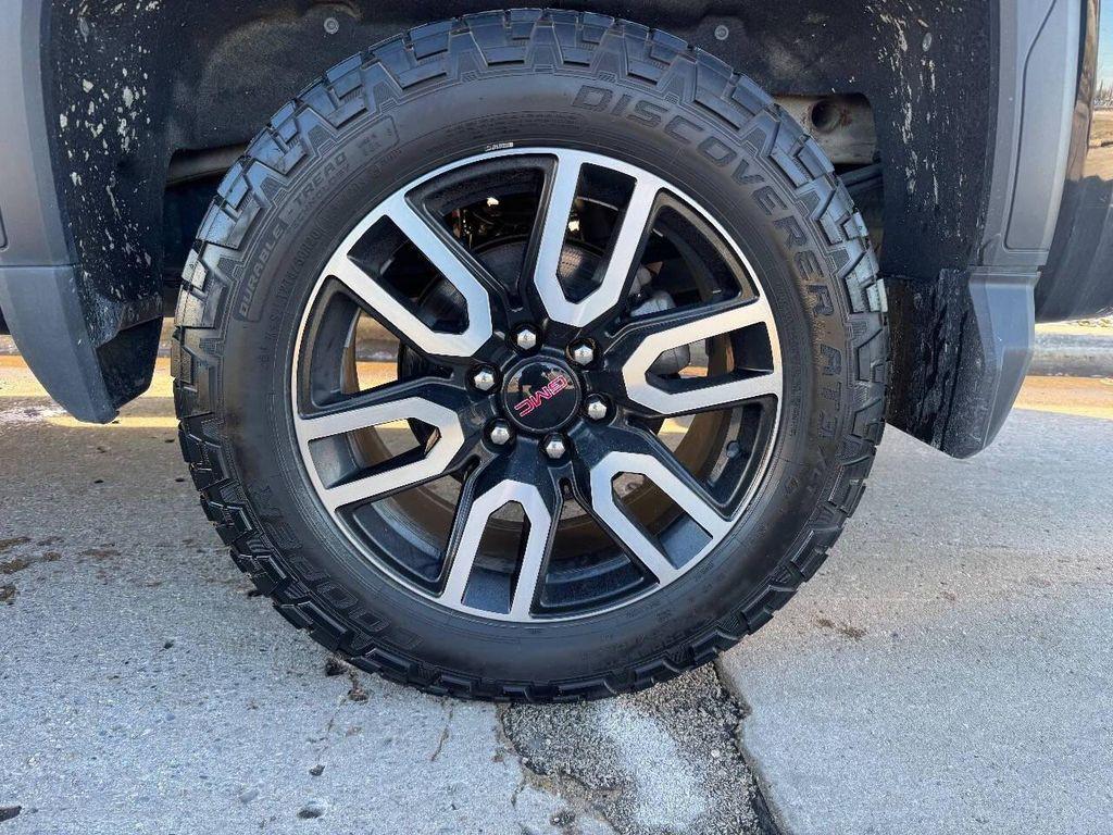 used 2020 GMC Sierra 1500 car, priced at $35,900