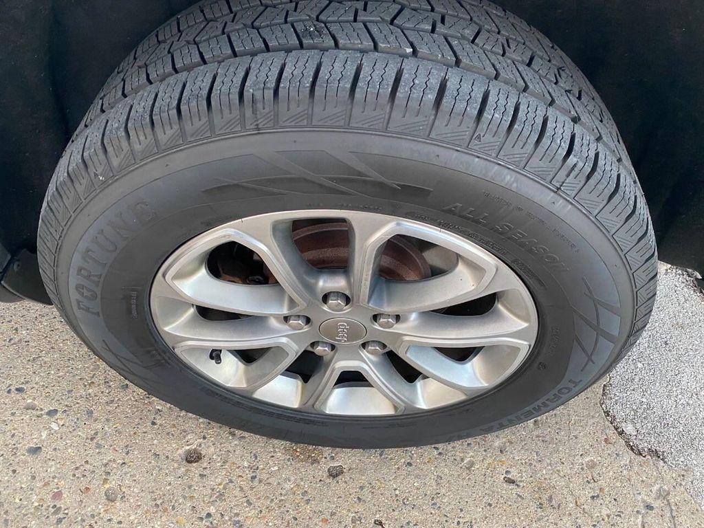 used 2015 Jeep Grand Cherokee car, priced at $13,900