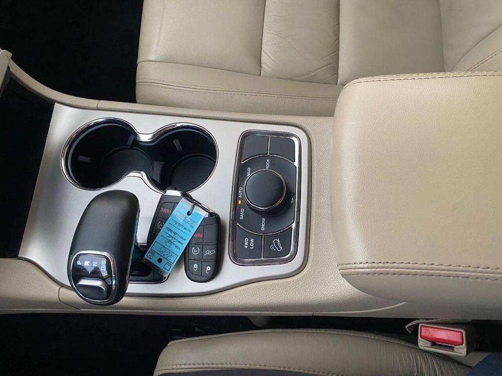 used 2015 Jeep Grand Cherokee car, priced at $13,900