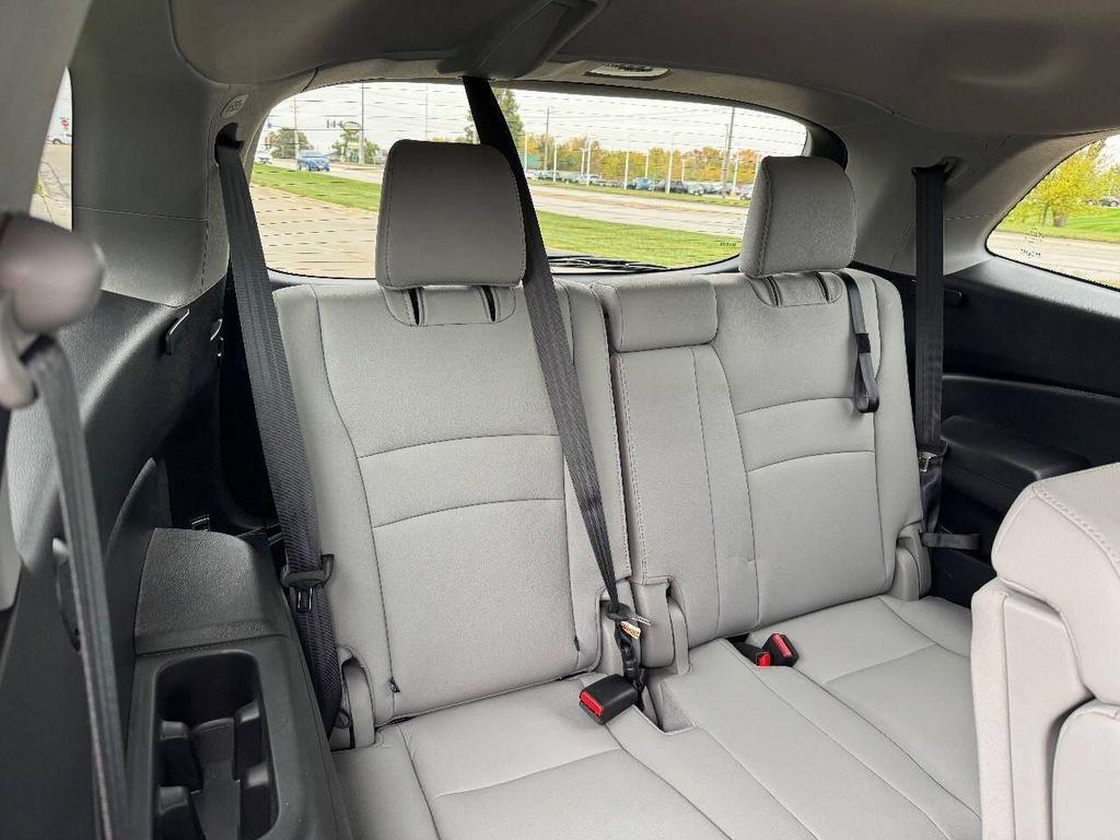 used 2022 Honda Pilot car, priced at $30,950