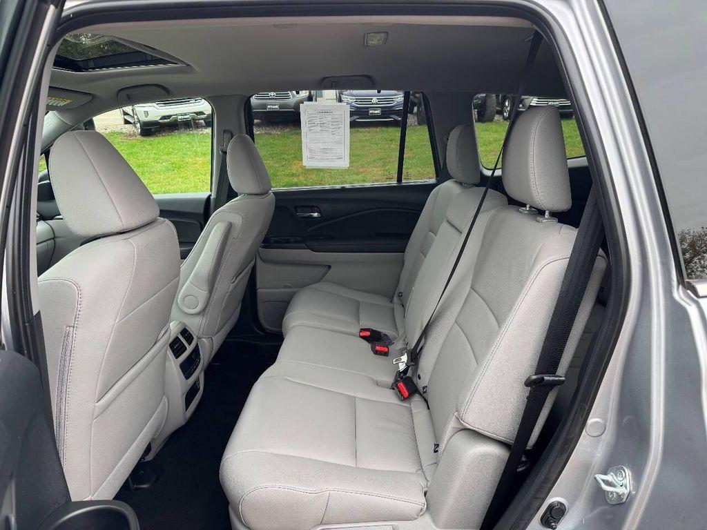 used 2022 Honda Pilot car, priced at $30,950