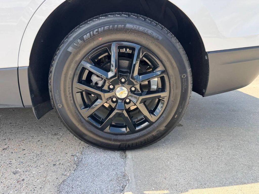 used 2022 Chevrolet Equinox car, priced at $20,900