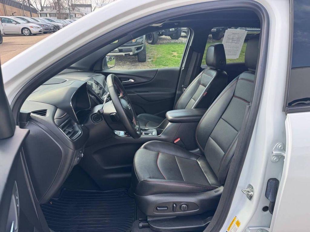 used 2024 Chevrolet Equinox car, priced at $29,900