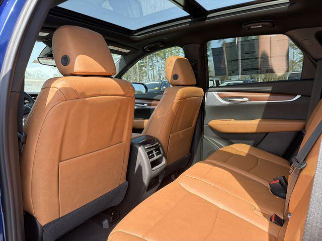 new 2026 Cadillac XT5 car, priced at $60,420