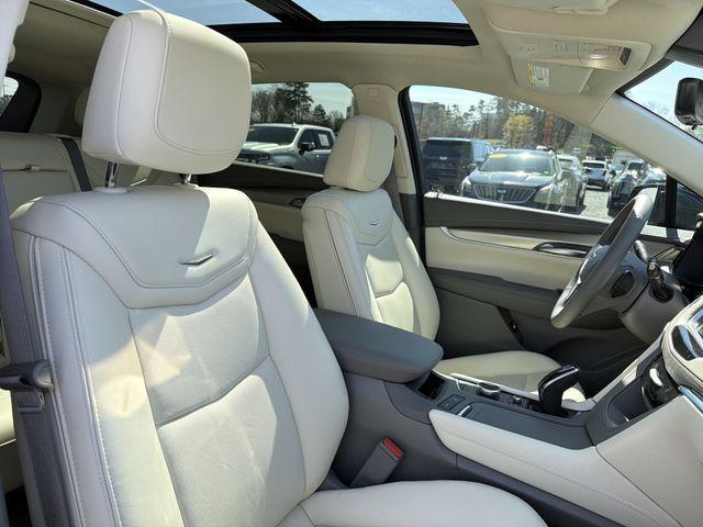 new 2026 Cadillac XT5 car, priced at $59,095