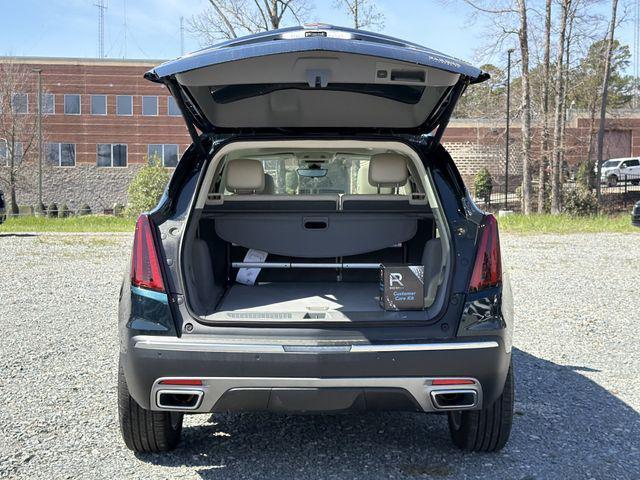 new 2026 Cadillac XT5 car, priced at $59,095