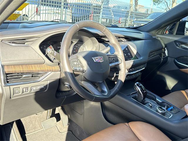used 2022 Cadillac XT4 car, priced at $26,800