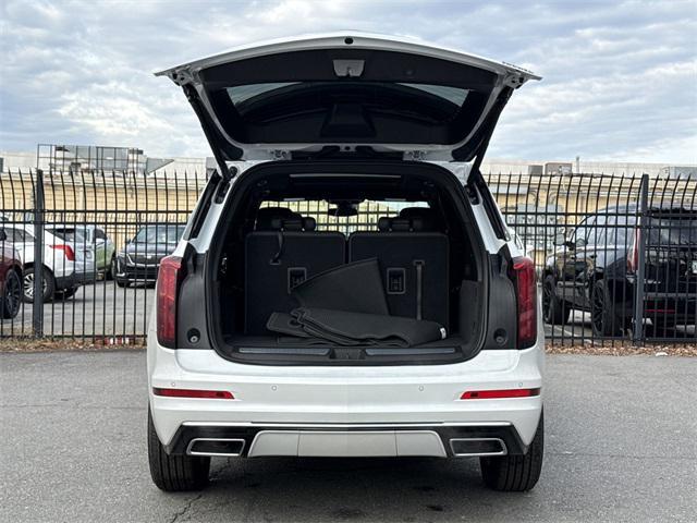 new 2025 Cadillac XT6 car, priced at $51,915