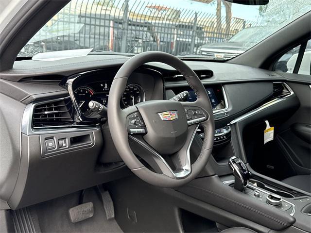new 2025 Cadillac XT6 car, priced at $51,915