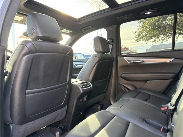 new 2025 Cadillac XT6 car, priced at $51,210