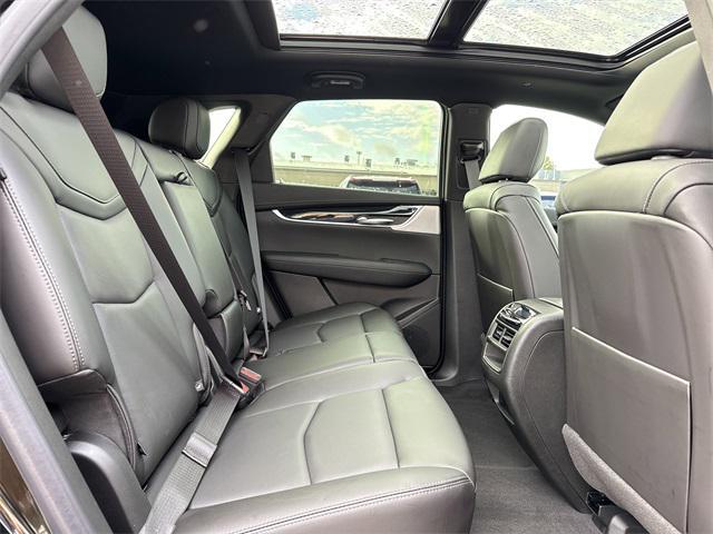 new 2026 Cadillac XT5 car, priced at $59,095