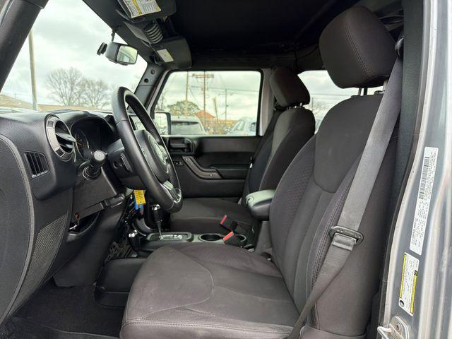 used 2013 Jeep Wrangler Unlimited car, priced at $15,500