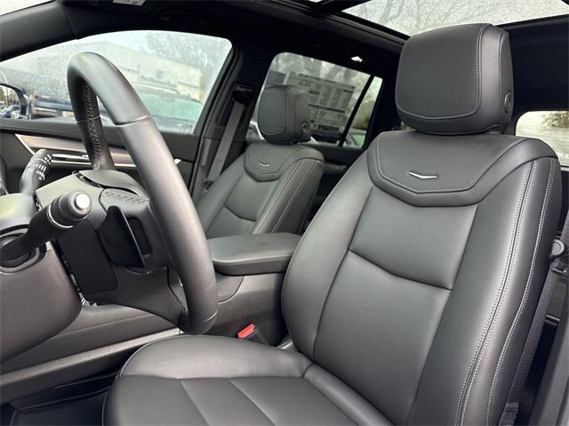 new 2025 Cadillac XT6 car, priced at $52,900