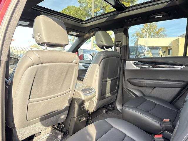 used 2025 Cadillac XT6 car, priced at $45,550
