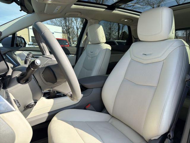 new 2026 Cadillac XT5 car, priced at $59,695