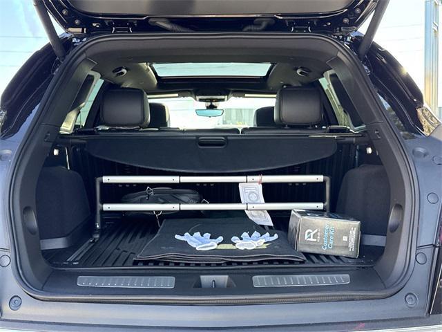 new 2025 Cadillac XT5 car, priced at $58,070