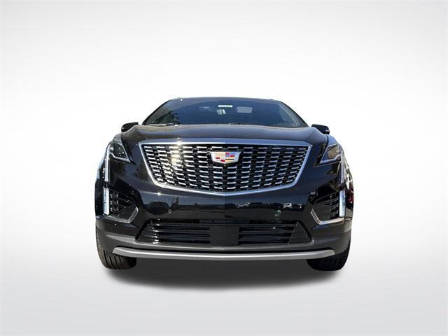 new 2025 Cadillac XT5 car, priced at $58,070