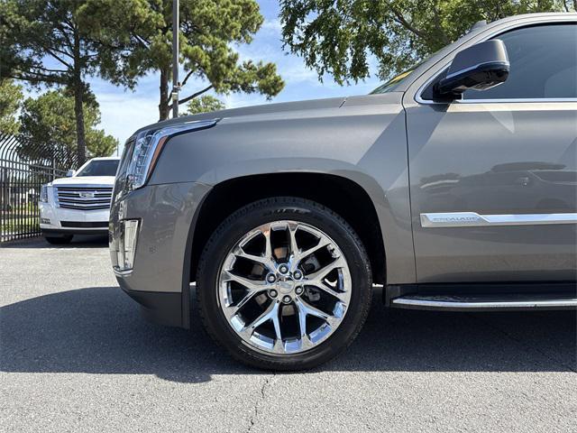 2018 Bronze Dune Metallic Cadillac Escalade
