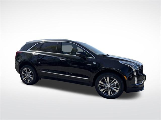 new 2025 Cadillac XT5 car, priced at $56,890