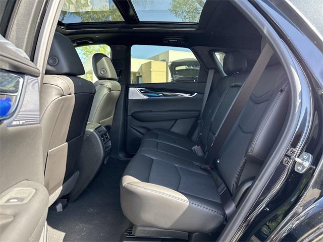 new 2025 Cadillac XT5 car, priced at $56,890