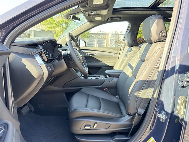 new 2025 Cadillac XT6 car, priced at $51,515