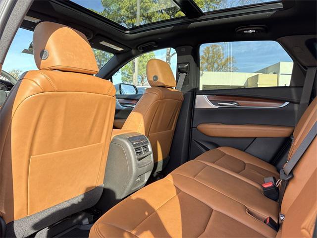 new 2025 Cadillac XT5 car, priced at $55,135