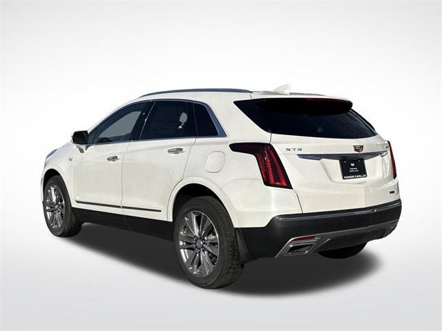 new 2025 Cadillac XT5 car, priced at $55,135
