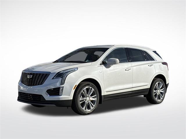 new 2025 Cadillac XT5 car, priced at $55,135